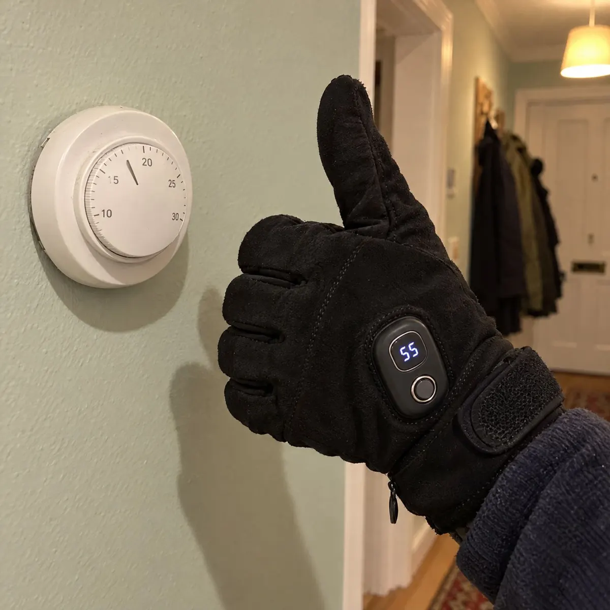 Heated gloves for men